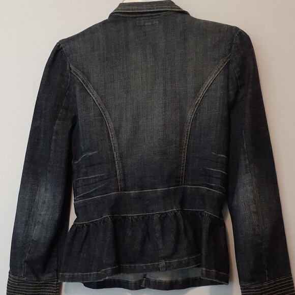 See THRU SOUL Short Denim Jacket w Waistband, Bottom Ruffle; Size Small - Picture 3 of 6